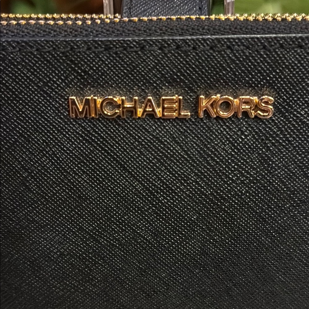 Michael Kors Saffiano Leather Black and Gold Double Zip Wallet/Clutch (ABBA) - Picture 2 of 15
